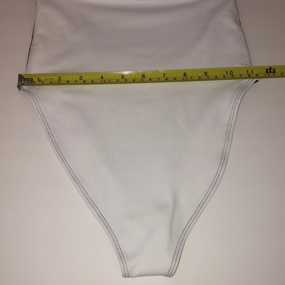 NEW! Good American Bodysuit Size 0 - Picture 10 of 10